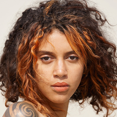 Trix: Modella disponibile per video a richiesta su FootFetishCustom.com