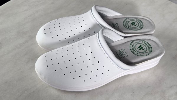 Scarpa 044, misura EU 38
